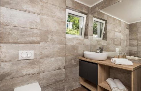 4 Bedroom Gorgeous Home In Icici - Foto 42