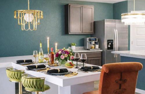 Chic Dog-Friendly 4BR | OWA + Beach + Fenced Yard - Foto 10