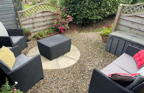 Hideaway between Coast and Moors in a beautiful Village apartment - Photo 22