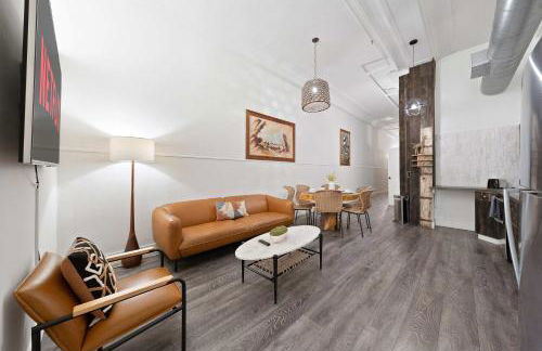 Central Downtown Apt Sleeps 8 & Enjoy Gaslamp - Foto 2