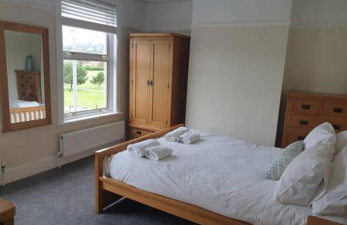 Seahorse House, Beautiful Large house next to the Beach & Park & near Zoo, Hythe - Foto 7