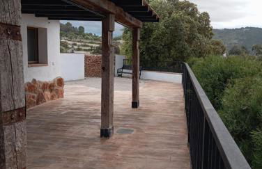ENTRESIERRAS Apartamentos rurales con chimenea, barbacoa y espacio para eventos - Foto 71