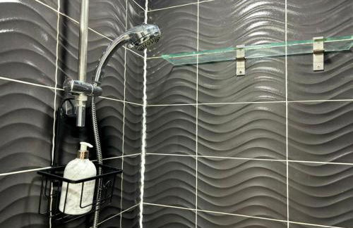 Eskdale Townhouse- Spacious 4BR ,Crawley, Free Wifi, Parking, fully equipped, contractor friendly, temporary relocations welcome, near Gatwick Airport - Foto 50