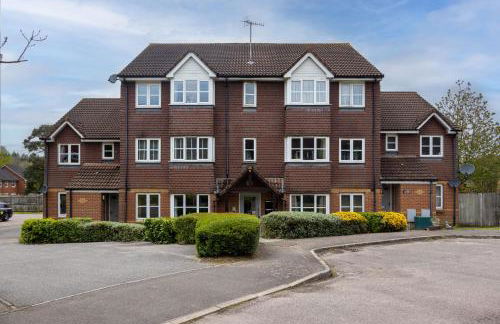 Modern 2 Bed Apartment Near Gatwick - Foto 2