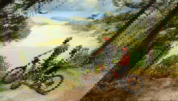 Bicycle tour of Sete Cidades