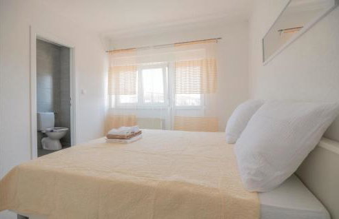 Beautiful Home In Donji Prolozac - Foto 31