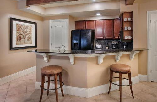 Wyndham La Cascada 2BR Apartment with Resort Access - Foto 12