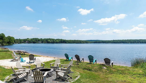 The Lake Life by Avantstay Lakefront + View + Hot Tub - Foto 2, Interior