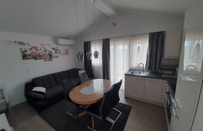 Cozy Apartments With Private Balcony Vinisce - Foto 14