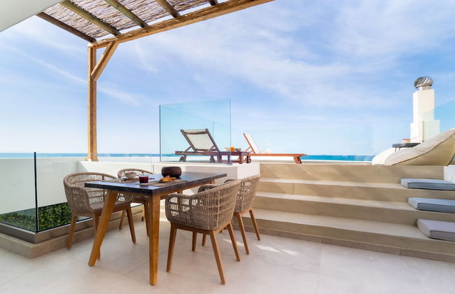 Wave Suite By the Sea - Photo 1