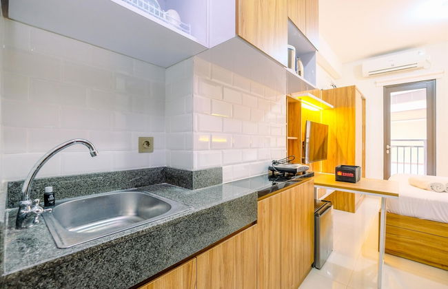 Modern And Comfy Studio At Transpark Cibubur Apartment - Foto 8