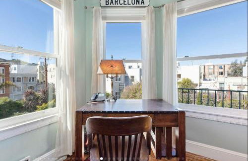 Lovely Noe Valley Condo w Light, View & Parking! - Foto 57
