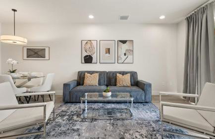 Stunning Townhome with Private Pool & Games Room - Foto 10