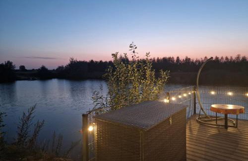 GRETA Nowoczesny domek modułowy nad stawem - Foto 51