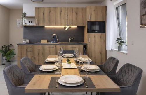 Blue Sky Flat, Apartment, 73qm, bis 6 Personen, Neubau Süd-Balkon mit Lounge-Möbeln, Schwarzwald-PLUS inkl 80 Gratis-Attraktionen täglich - Photo 2