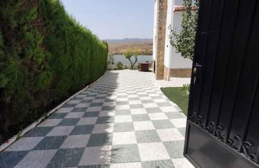 Magnificent villa: 2 private pools, BBQ, garden & parking. 13 per. In Padul - Foto 59