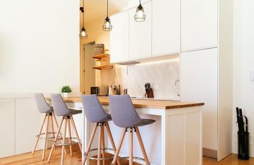 Comfortable flat, cozy balcony close to Aliados Av - Foto 2