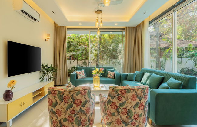 ELIVAAS Laguna Camellia | Luxe 4 BHK Villa Near Popular Beaches with Private Pool - Photo 58