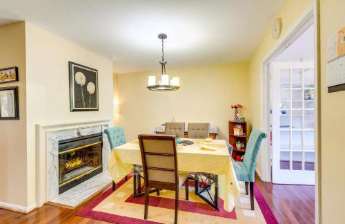 Close to Hospital and Dulles Herndon Townhome - Foto 7