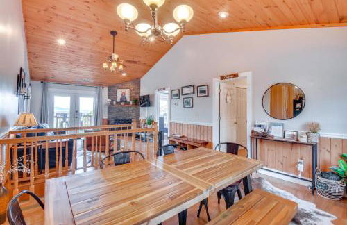 Lakemont Mountain Cabin with Game Room and Hot Tub! - Foto 8