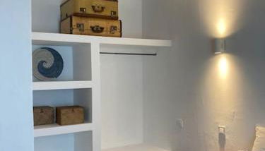 Casa do Monte T2 - Esperança - Foto 4, wardrobe