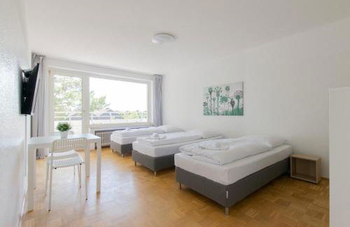 Tolstov Apartments - 1 or 3 Room Apartments with Balcony - 20 Min Messe DUS & Airport DUS - Foto 5