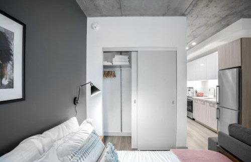 Kendall Sq Studio w Gym nr MIT MGH BOS-36 - Photo 7