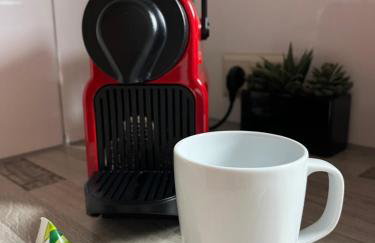 Modernes Apartment mit Balkon, Parkplatz, Waschmaschine für 4-5 Gäste - Foto 5