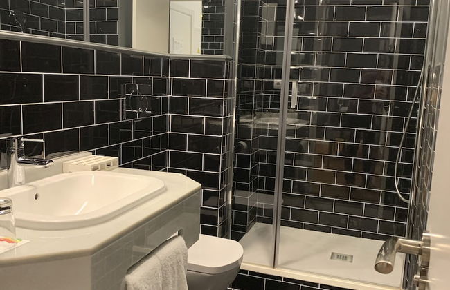 Ritual Sevilla Suites Centro - Photo 48