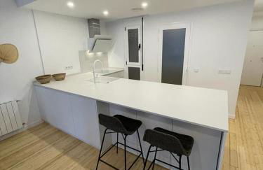 Denia, apartamento a estrenar con jardín privado, piscina y vistas al mar - Photo 5