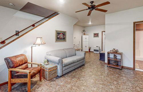 Ellisport Bay House (Main Home & Studio) - Foto 23