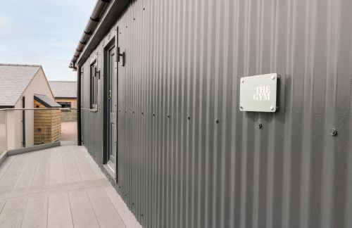 Farmyard House - Photo 33