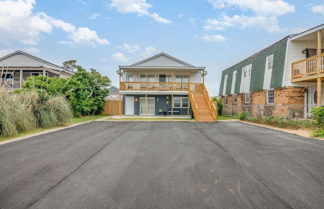 The Graceful Pelican Lakeview w Kayaks and Trail - Foto 1