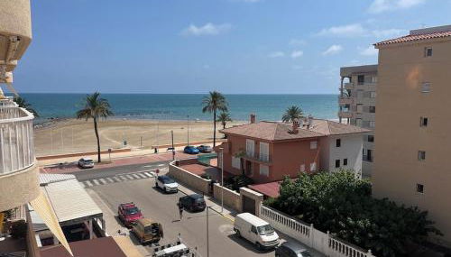 Front beach apartment - Foto 1