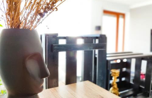 Terminal Design Apartment - Terrasse & waipu TV, nahe Stuttgart Messe & Böblingen - Photo 13