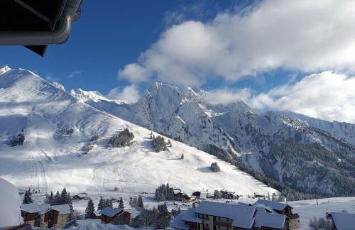 Slow Chalet MtBlanc Soleil Ski-inout Nice View Balcony Elevator Parking - Photo 16