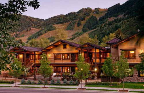 Innsbruck Aspen Deluxe One-Bedroom Garden Residence 03 w/ Hot tub, Centrally located - Foto 8