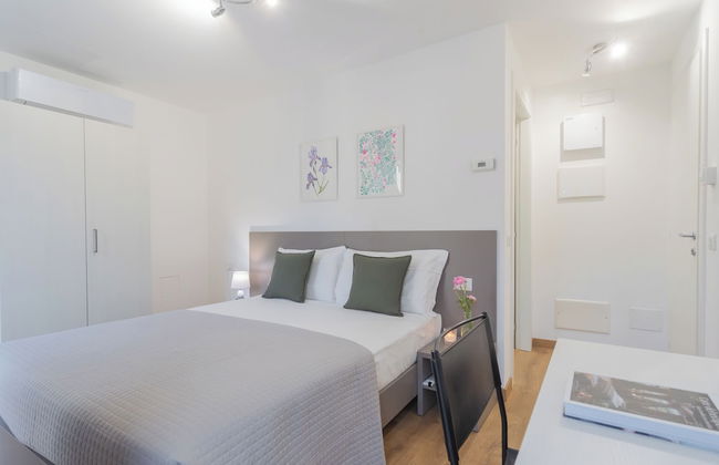 Pozzo Vertical Apartment With Garden and Parking by Rent all Como - Foto 8