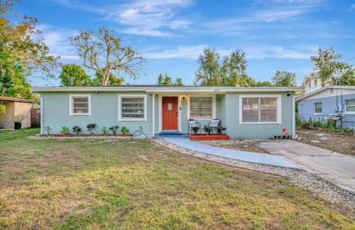 Sleeps 8 Near Busch Gardens with BBQ and Fenced Yard - Foto 7