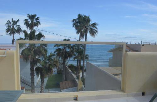 Espectacular Suite Privada a pie de playa y mar en CHALET ROQUETES - Foto 40