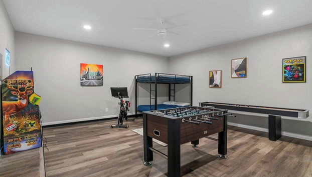 Sun Filled Home W Gorgeous Pool HotTub Gameroom - Foto 2, Habitación