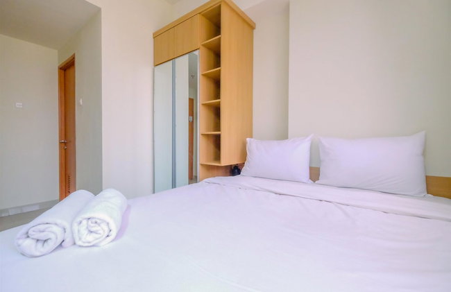 Good Choice And Strategic 2Br Without Living Room Evenciio Apartment - Foto 8