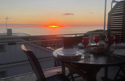 Attico con terrazza fronte mare a Cavi di Lavagna - Foto 1