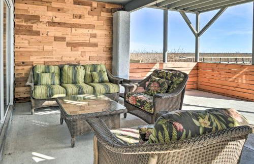 Luxurious Waterfront Home with Private Pier and Views! - Foto 36