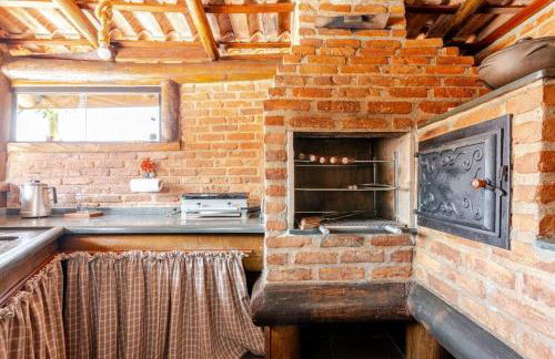 Casa de Hospedes Chalé Rustico com Banheira e Piscina Privativa a 1h de SP Espaço Totalmente Privativo - Foto 8