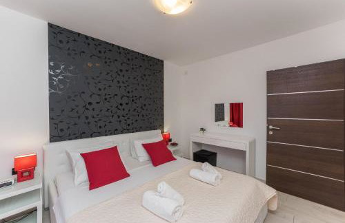 Vila Zatona Sunset with heated swimming pool - Photo 24