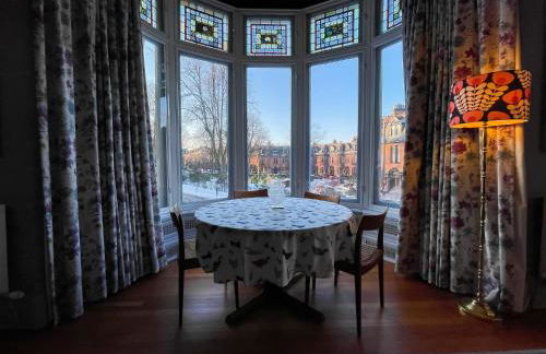 1 Bed Character Filled Glasgow Apartment - Foto 3