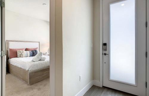 Trendy Thematic 3BR Townhouse with Private Pool - Foto 35