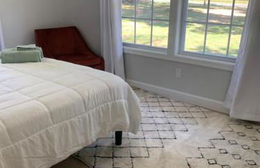 Serene Lush 2BR Gem, on 1 acre Silver Spring - Foto 18