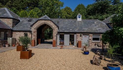 Goytre Hall Self Catering Guest Accommodation - Foto 1